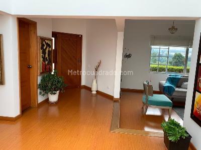 Casa de 3 alcobas en venta en Valles De La Alhambra, Manizales, 284 m² · foto 13 de 13