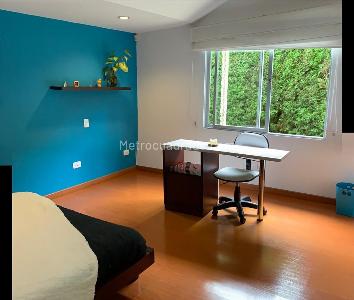Casa de 3 alcobas en venta en Valles De La Alhambra, Manizales, 284 m² · foto 5 de 13