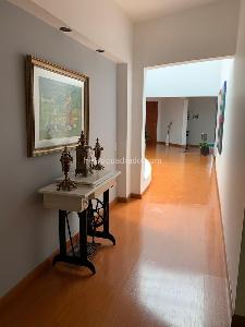 Casa de 3 alcobas en venta en Valles De La Alhambra, Manizales, 284 m² · foto 9 de 13