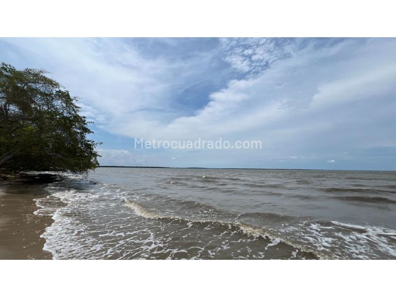 Lote en Venta, Isla De Baru, Cartagena de Indias - Más