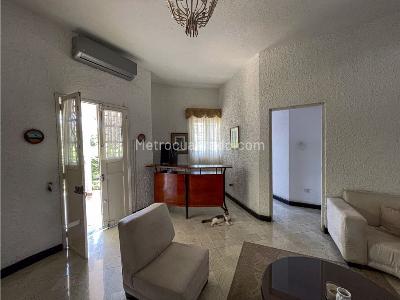 Casa de 3 alcobas en venta en Bellavista, Barranquilla, 580 m² · foto 4 de 17