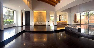 Casa en venta en Guaymaral, Bogotá · foto 2 de 20