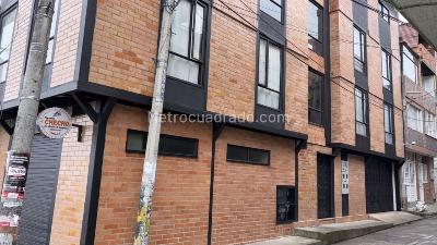 Casa de 5 alcobas en venta en San Luis Altos Del Cabo Via La Calera, Bogotá, 330 m² · foto 2 de 9