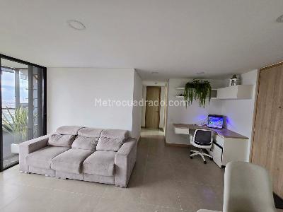 Apartamento de 3 alcobas en venta en Las Palmas, Medellín, 78 m² · foto 5 de 18