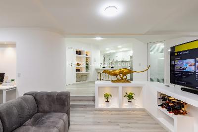 Apartamento en venta en La Candelaria, Medellín · foto 4 de 17