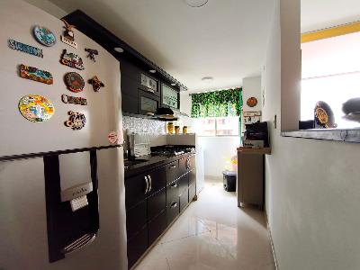Apartamento de 3 alcobas en venta en El Poblado Loma Del Indio, Medellín, 74 m² · foto 5 de 15