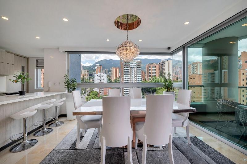 Piso – Medellín, Lalinde, El Poblado - Más
