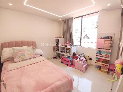 Casa de 3 alcobas en venta en Poblado San Lucas, Medellín, 269 m² · foto 15 de 20
