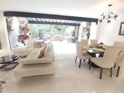 Casa de 3 alcobas en venta en Poblado San Lucas, Medellín, 269 m² · foto 7 de 20