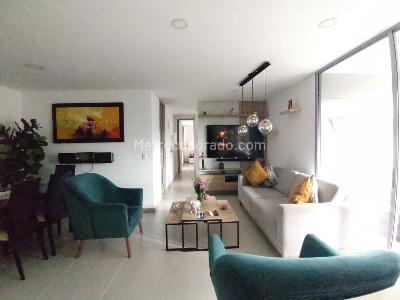 Apartamento de 3 alcobas en venta en Envigado, 101 m² · foto 3 de 13