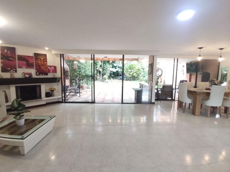 Casa en Venta, Envigado - Widok 2