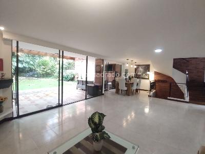 Casa en venta en Loma De Las Brujas, Envigado · foto 5 de 20