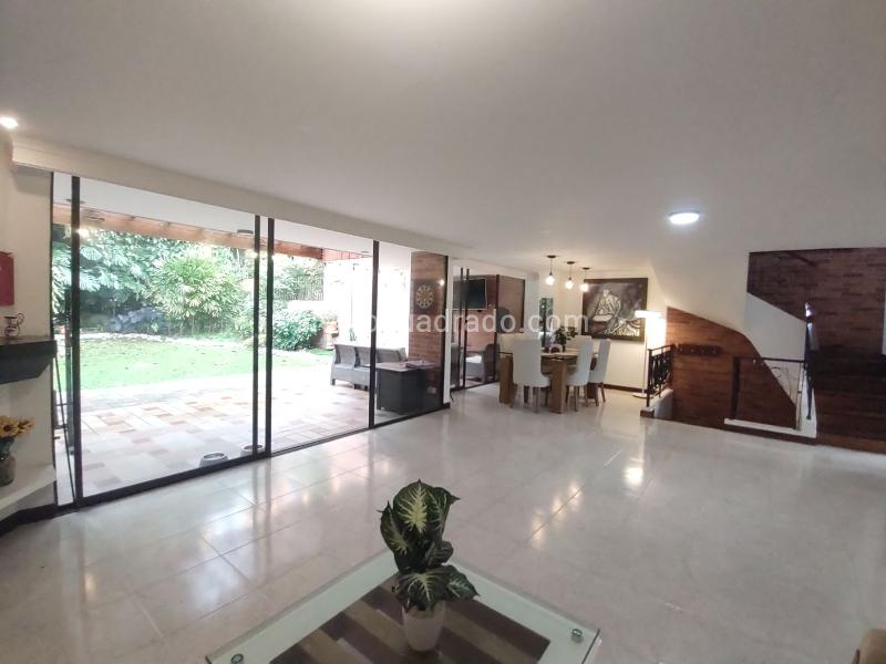 Casa en Venta, Envigado - Widok 6