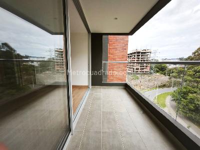 Apartamento de 2 alcobas en venta en San Nicolás, Rionegro, 74 m² · foto 11 de 20
