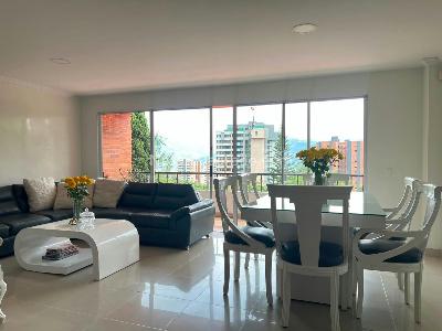 Casa en venta en Loma De Las Brujas, Envigado · foto 2 de 15