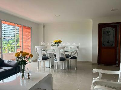 Casa en venta en Loma De Las Brujas, Envigado · foto 3 de 15