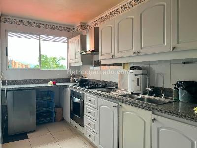 Casa en venta en Loma De Las Brujas, Envigado · foto 4 de 15
