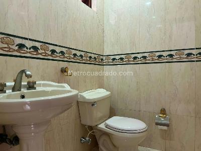 Casa en venta en Loma De Las Brujas, Envigado · foto 5 de 15