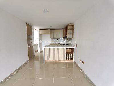 Apartamento en venta en Loma Del Indio, Medellín · foto 2 de 14