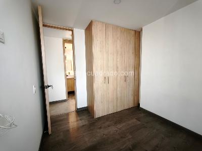 Apartamento de 3 alcobas en venta en Los Colores, Medellín, 95 m² · foto 11 de 19