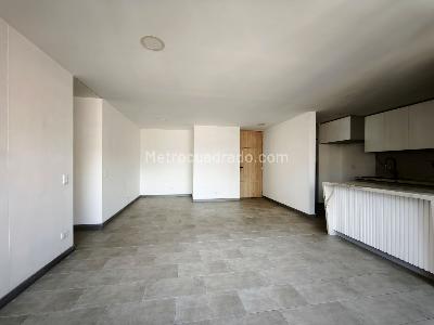 Apartamento de 3 alcobas en venta en Los Colores, Medellín, 95 m² · foto 4 de 19