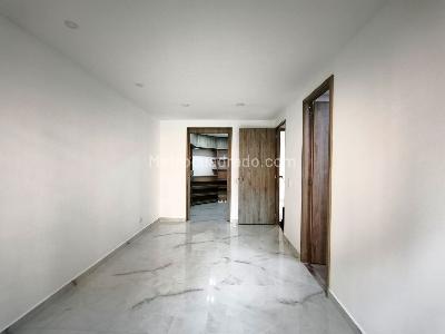 Apartamento de 2 alcobas en venta en El Poblado Loma Del Indio, Medellín, 58 m² · foto 13 de 15