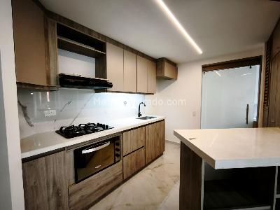 Apartamento de 2 alcobas en venta en El Poblado Loma Del Indio, Medellín, 58 m² · foto 6 de 15