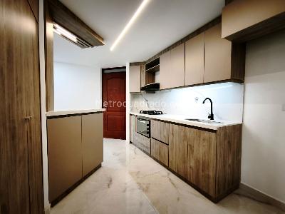 Apartamento de 2 alcobas en venta en El Poblado Loma Del Indio, Medellín, 58 m² · foto 7 de 15