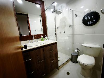 Apartamento de 4 alcobas en venta en El Poblado Loma De Los Parra, Medellín, 145 m² · foto 10 de 19