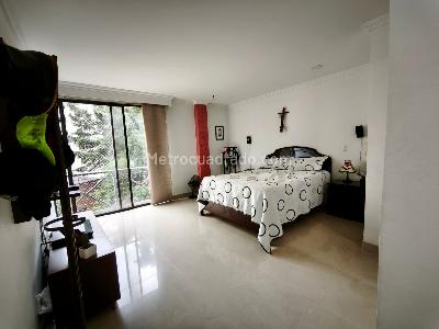 Apartamento de 4 alcobas en venta en El Poblado Loma De Los Parra, Medellín, 145 m² · foto 15 de 19