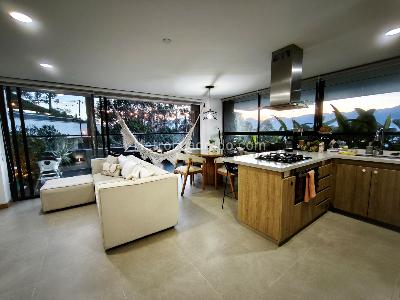 Apartamento de 3 alcobas en venta en Alto De Las Palmas, Medellín, 112 m² · foto 2 de 18