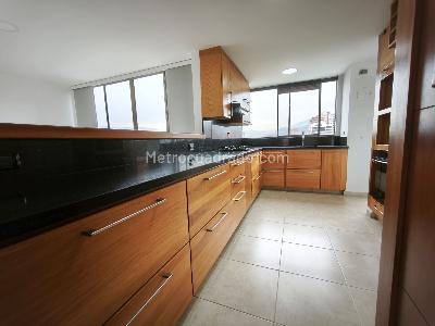 Apartamento de 4 alcobas en venta en Sector Ceylan, Medellín, 137 m² · foto 7 de 20