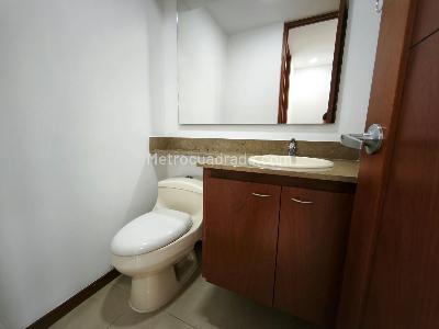 Apartamento de 4 alcobas en venta en Sector Ceylan, Medellín, 137 m² · foto 9 de 20