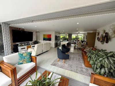 Apartamento de 4 alcobas en venta en El Poblado Castropol, Medellín, 250 m² · foto 2 de 19