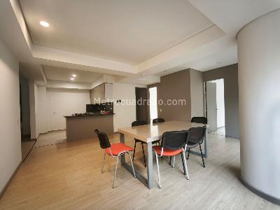 Apartamento de 2 alcobas en venta en Belen Alameda, Medellín, 101 m² · foto 1 de 10