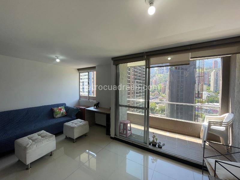 2BR Apartment in POBLADO CIUDAD DEL RIO (70 m²) - 2