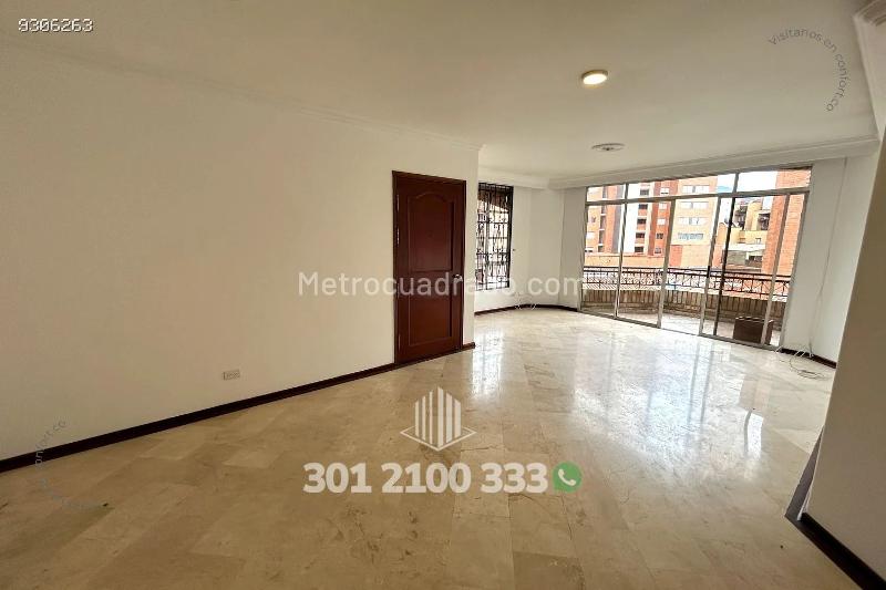 3BR Apartment in LAURELES (105 m²) - 2
