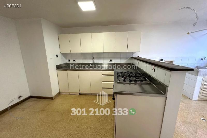 Casa – Medellín, El Poblado - Más
