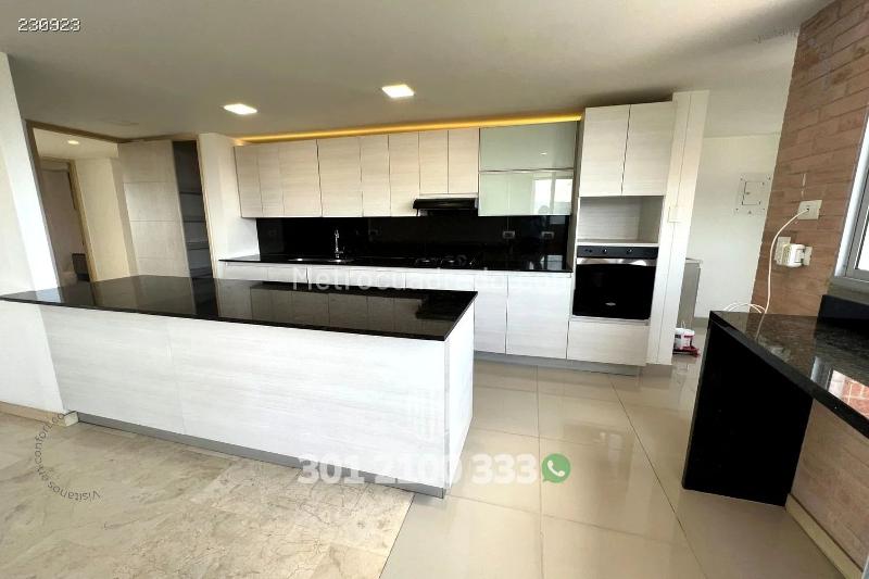 Piso – Medellín - Más