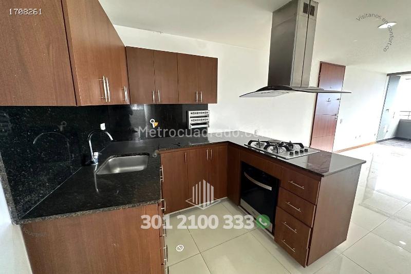 Piso – Medellín - Más