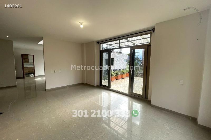 Casa – Medellín, El Poblado - Más