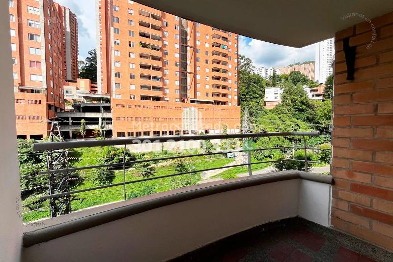 Piso – Medellín, La Asomadera Numero 1, Buenos Aires - Más