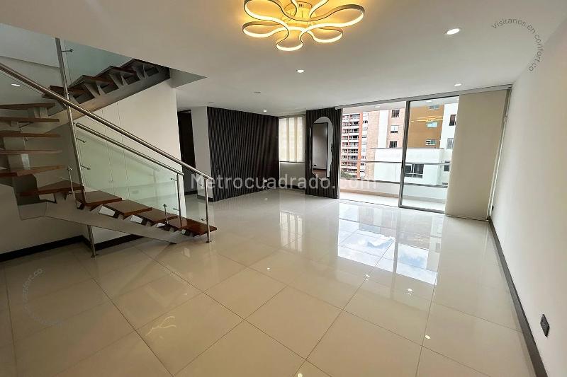 Piso – Envigado, Valle de Aburrá - Vista 2