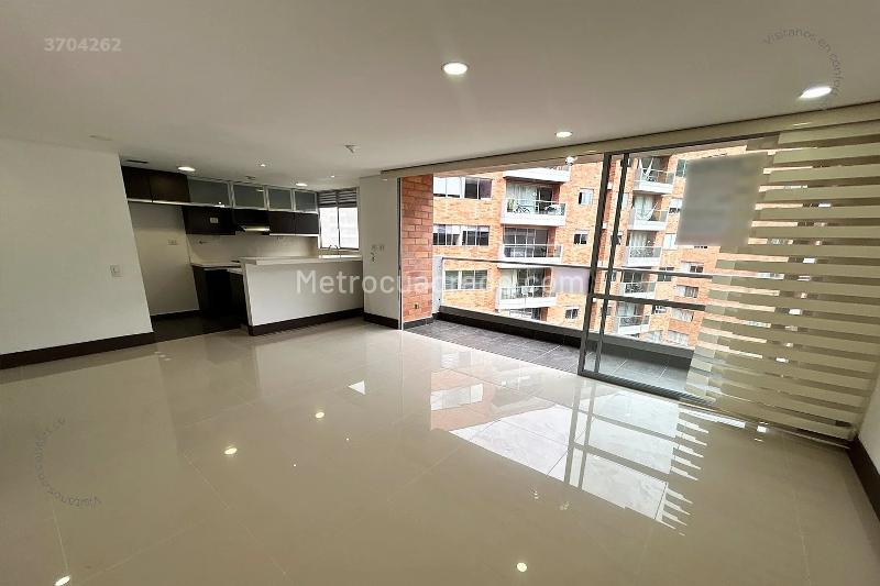 Piso – Envigado, Valle de Aburrá - Vista 2