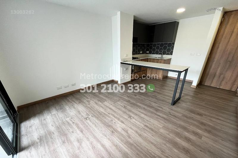 Piso – Envigado, barrio los naranjos, Valle de Aburrá - Vista 3