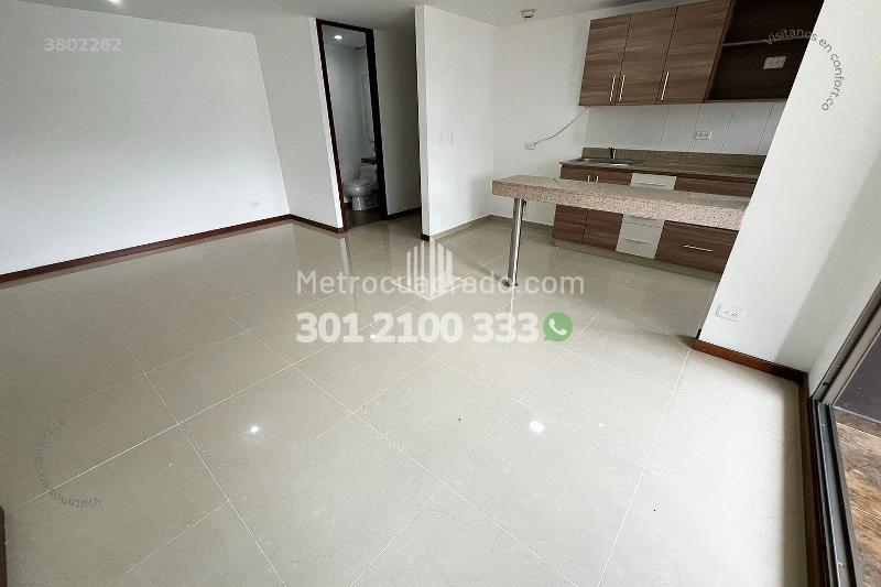 Piso – Envigado, Uribe Angel, Valle de Aburrá - Más