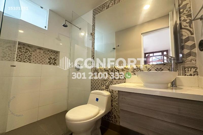 Casa – Medellín, El Poblado - Más