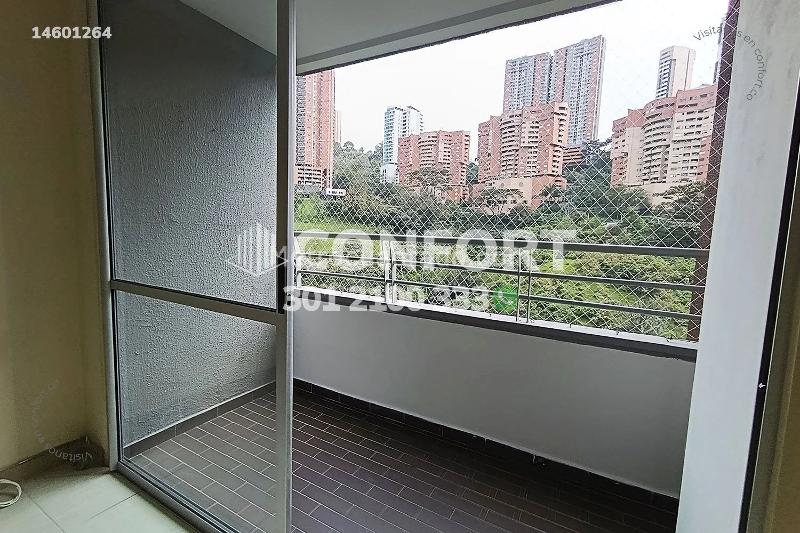Piso – Sabaneta, San Isidro - Más