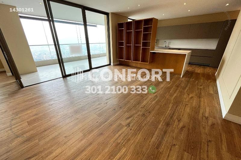 Piso – Medellín, Santa Elena - Vista 3