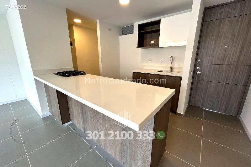Piso – Envigado, Uribe Angel, Valle de Aburrá - Más